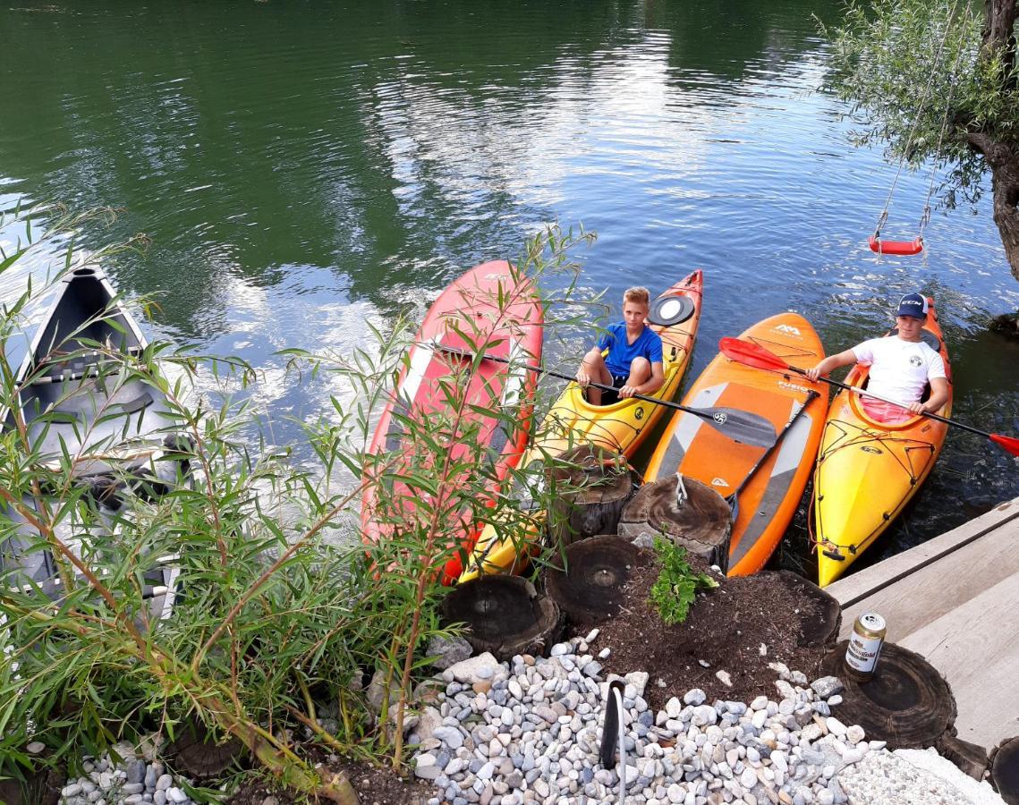 River Houses Ljubljanica リュブリャナ エクステリア 写真